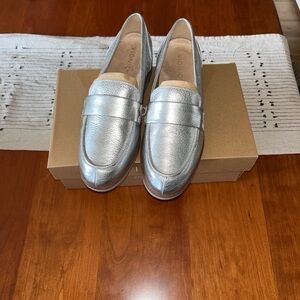 Vionic Cleo Loafers Silver Leather
